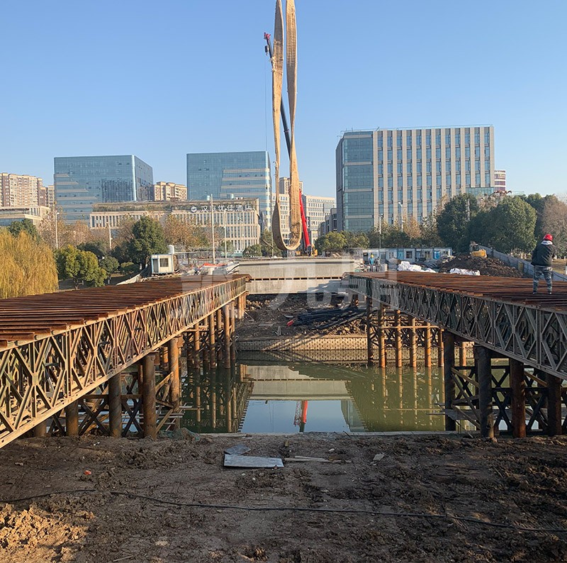 南京瑞雪路跨上坝河大桥上部结构现浇梁羞羞视频黄色APP下载网址